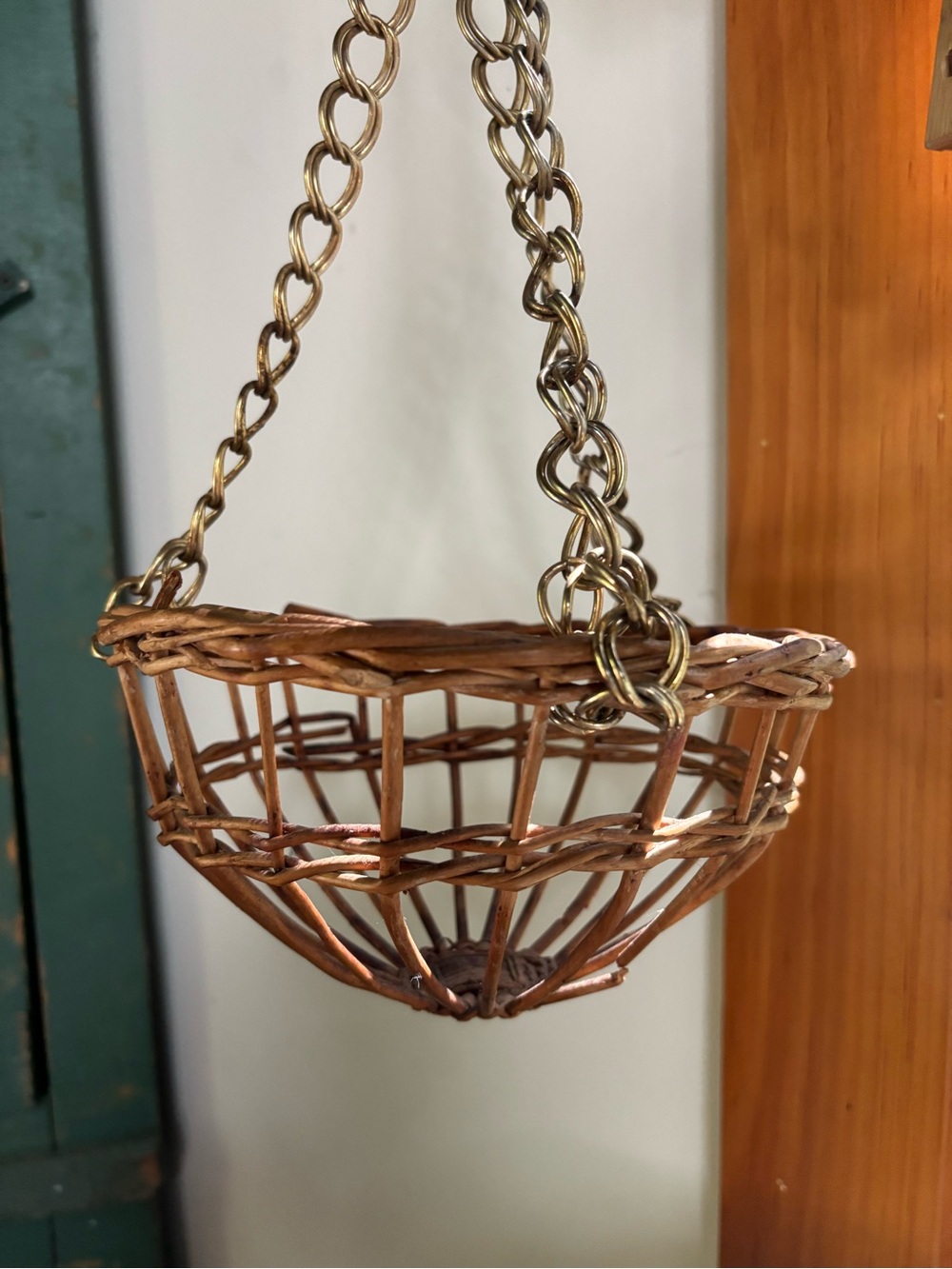 Vintage Hanging Wicker Basket Tray - Picture 2 of 6